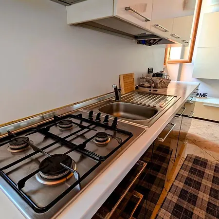 Innit Benzoni Apartamento